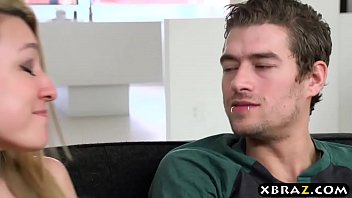 Горячая Мамочка Ava Addams и ее страстное желание большого члена